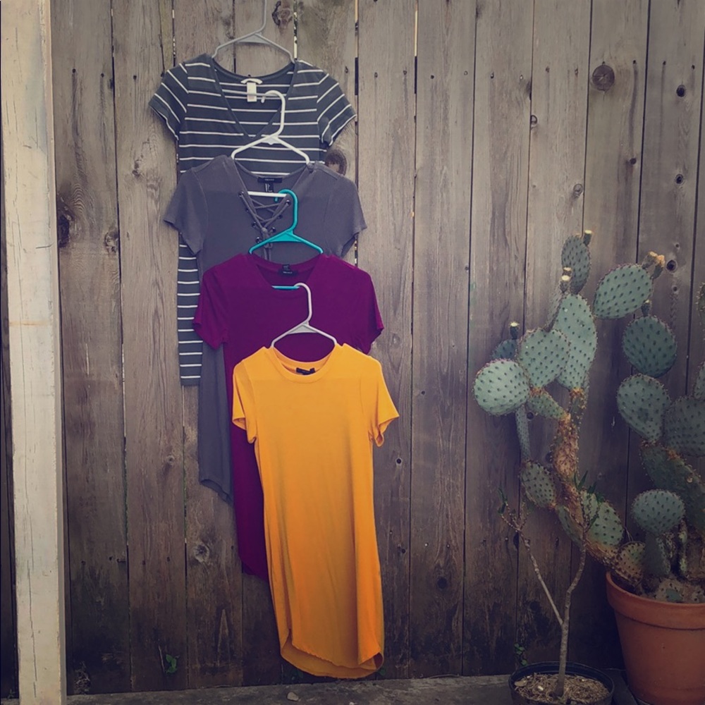 LOT 4 Small T-Shirt Dresses - Forever 21, H&M